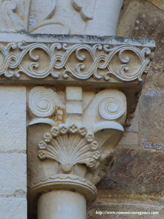 CAPITEL DEL VANO NORTE